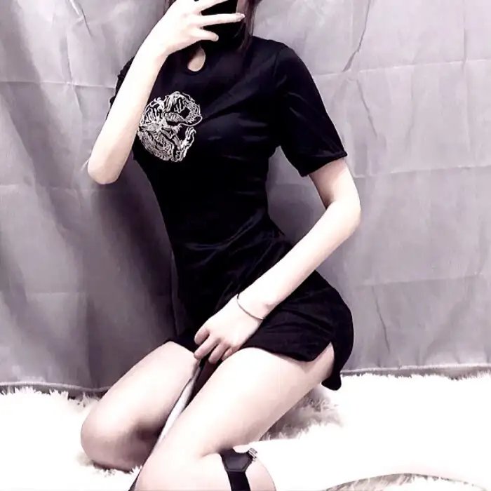 秘密电台海报